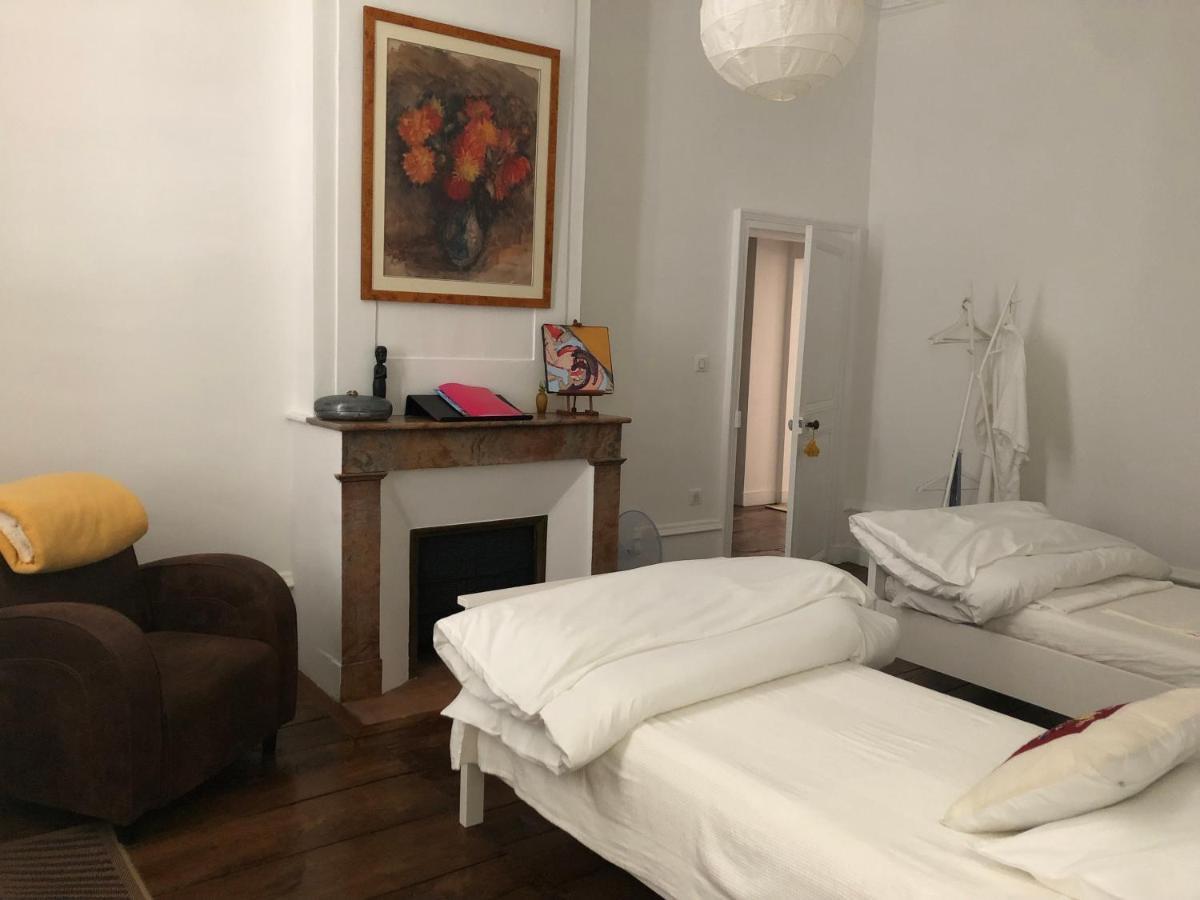 Beautifully Renovated Rooms On Place New York Angulema Exterior foto