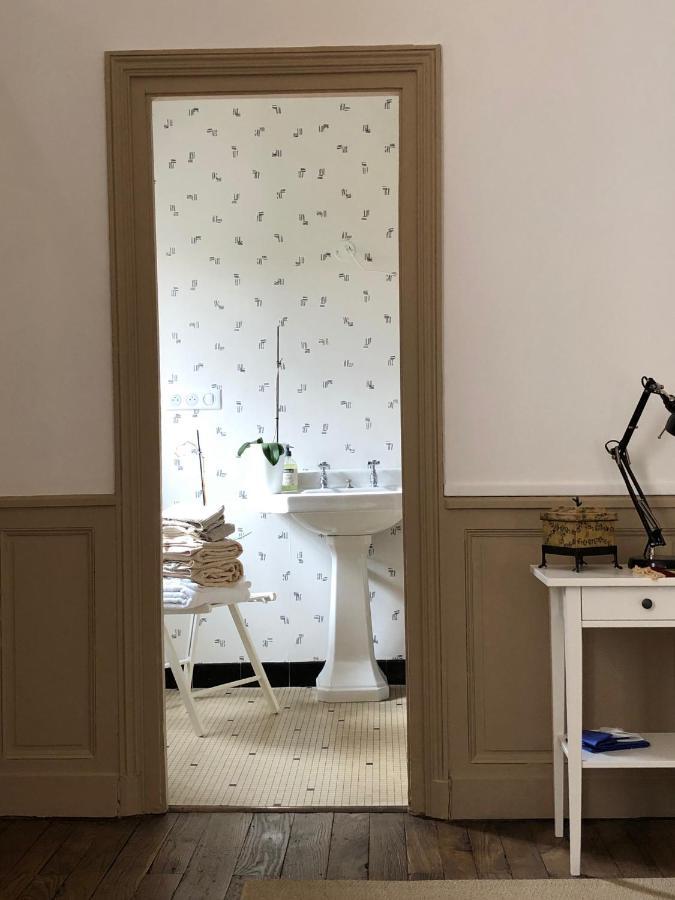 Beautifully Renovated Rooms On Place New York Angulema Exterior foto